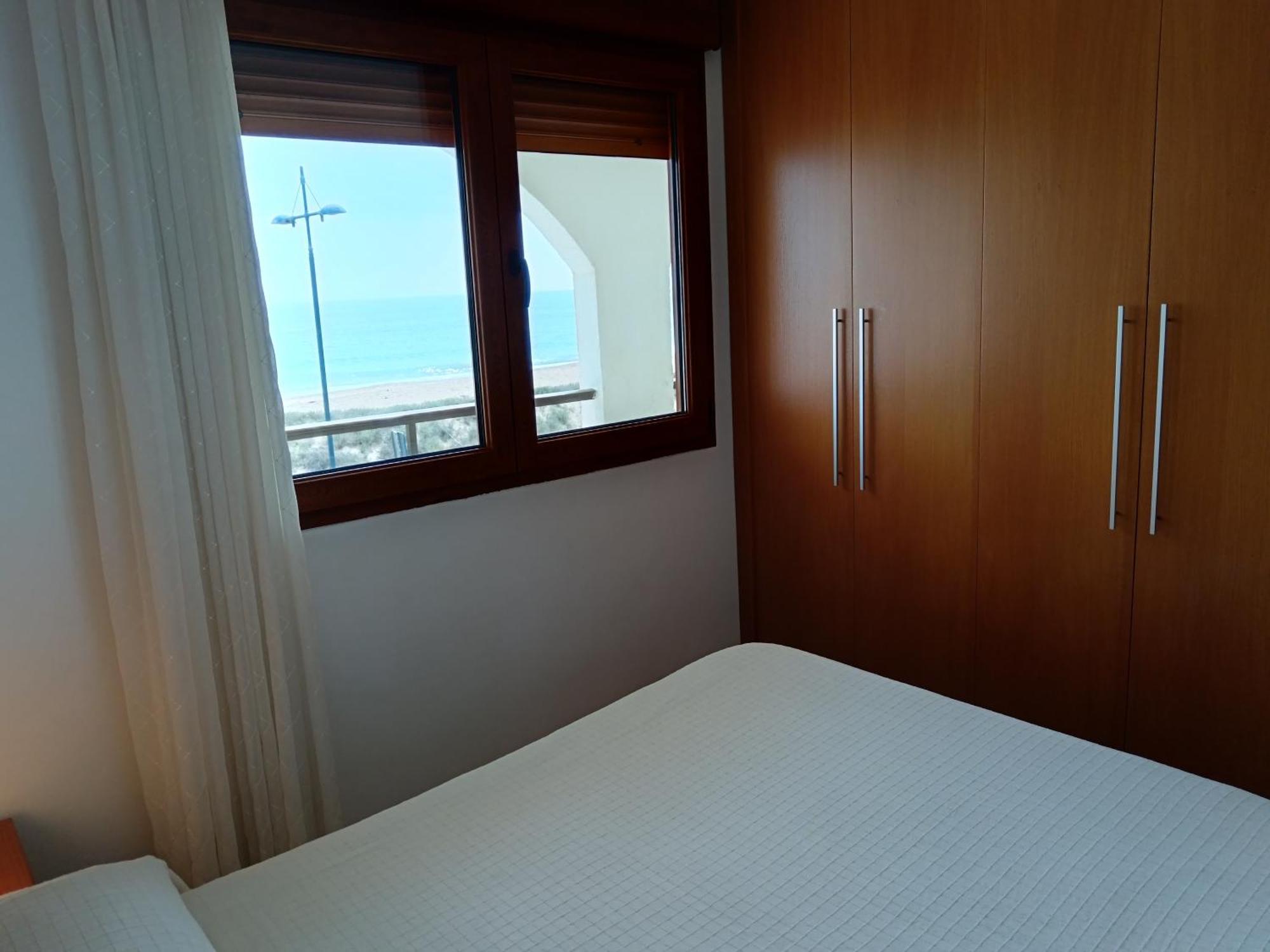 Primera Linea De Playa, Ada Benedicto Xiii, Aire Acondicionado, Wifi, Parking Peñíscola Rom bilde